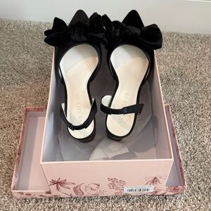 Ivy City Co Black Heels with Bow